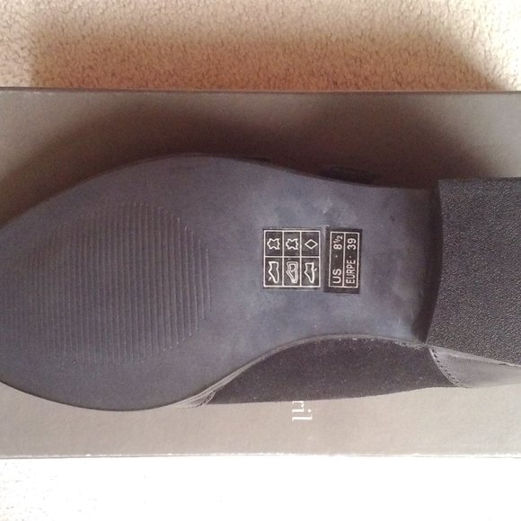 Breanney Buckle Flat shoe - Picture 6 of 12